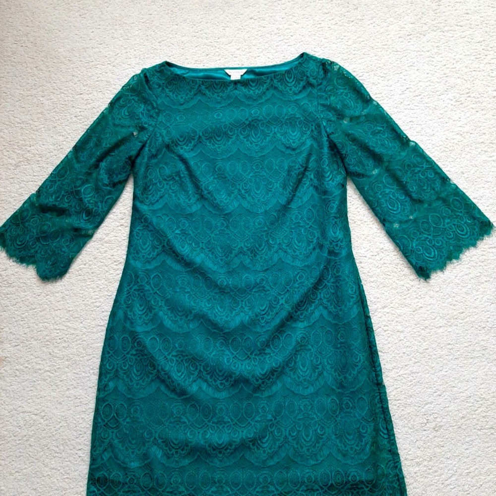 Elegant Green Lace Dress